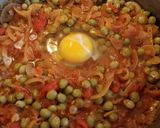 Foto del paso 3 de la receta: Colchón de arvejas con huevo