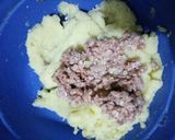 Foto langkah ke 4 dari resep Perkedel kentang tanpa telur.