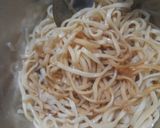 Foto langkah ke 2 dari resep Mie Jawa Pipih Goreng (Gurih Meresap, Anti Gumpal!) Jesslyn Orlane.