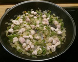 Foto del paso 3 de la receta: Pasta con nata, pollo, bacon y verduras