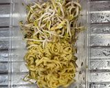 Foto langkah ke 1 dari resep Mie Goreng Taoge Bumbu Ebi.