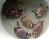 Foto langkah ke 1 dari resep Kepiting Asam Manis.