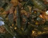 A picture of step 6 of Bhindi masala.