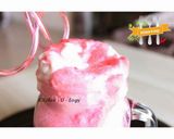 A picture of step 1 of Ice Cream Soda.