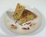 Foto del paso 7 de la receta: Tortilla de papas al tomillo con chistorras y polvos de pimentón ahumado