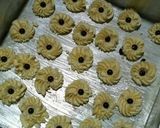 Foto langkah ke 5 dari resep Semprit Susu a.k.a Kueh Dahlia Resep Irit 3 Bahan.