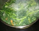 水茼蒿甘荀肉片湯的食譜步驟4照片