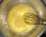 Foto langkah ke 2 dari resep Bolu Caramel.