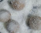 A picture of step 5 of Milkmaid Coconut Ladoo.