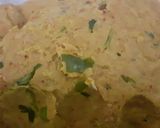 A picture of step 5 of Masala roti or paratha.