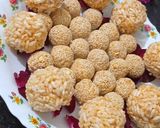 सफ़ेद तिल के लड्डू (safed til ke ladoo recipe in Hidni) रेसिपी चरण 7 फोटो