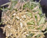 Foto langkah ke 2 dari resep Tumis Labu Siam Tempe.