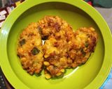 Foto langkah ke 4 dari resep Dadar Jagung / Bakwan Jagung.
