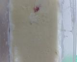 A picture of step 2 of Strawberries ice cream.
