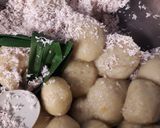Foto langkah ke 7 dari resep Klepon Ubi Jalar/ Mantang /Ubi Rambat.