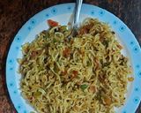 A picture of step 9 of Fried Veg Maggi.