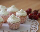 Hình bước làm 13 của món Hokkaido Chiffon Cupcakes