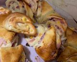 Baconos-sajtos-sonkás háromszögek recept fázis 8 fotója