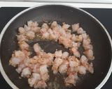 Foto del paso 2 de la receta: Saquitos de langostinos y gula