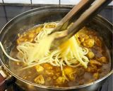 Foto langkah ke 5 dari resep Spaghetti Tek Tek.