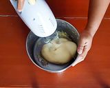 Foto langkah ke 4 dari resep Roti Semir Jadul.