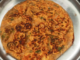 રોટી ઓમલેટ (Roti Omelette Recipe In Gujarati)