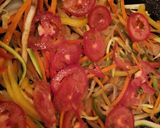 Foto del paso 3 de la receta: Fajitas rellenas de vegetales, pollo y carne rústica al wok