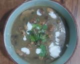 A picture of step 4 of Caramelized mushroom soup.