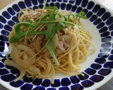 A picture of step 5 of Japanese-style spaghetti with garlic and tuna (Easy recipe).