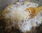 Foto del paso 6 de la receta: Lomo de cerdo con salsa de champiñones y queso