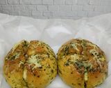Foto langkah ke 10 dari resep Korean Garlic Cheese Bread.