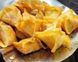 Foto langkah ke 4 dari resep Crab Rangoon.
