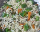 ভেজ ম্যাগি নুডলস (veg maggi noodles recipe in Bengali) রেসিপি ধাপ - 2 ছবি