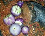 Foto langkah ke 2 dari resep Sambel Cemeding Godong Telo.