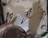 A picture of step 7 of Chocolate cake in frying pan.