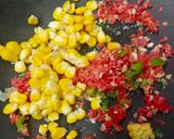 સ્વીટ કોર્ન સૂપ (Sweet Corn Soup Recipe In Gujarati) રેસીપી સ્ટેપ3ફોટો