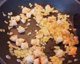Foto del paso 2 de la receta: Espaguetis cremosos con langostinos