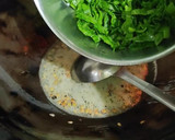 पालक आलू पकौड़ा कढ़ी (Palak aloo pakoda kadhi recipe in Hindi) रेसिपी चरण 5 फोटो
