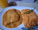 Foto del paso 4 de la receta: Guiso de piernas de pollo con tomate y ajonjolí