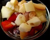 A picture of step 4 of Mixed Fruit, fresh Cream and Yogurt 😁.