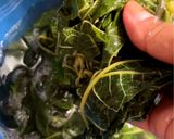 Foto langkah ke 1 dari resep Tumis Daun Pepaya Cumi Asin Pete.