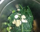 A picture of step 1 of Palak paneer.