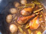 พะโล้น่องไก่ พิเศษผักกาดดอง