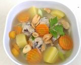 Foto langkah ke 4 dari resep Sop Bakso Rambutan.