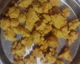 ડુંગળી ના ઢુંબા ભજીયા (Dungri Dhumba Bhajiya Recipe In Gujarati) રેસીપી સ્ટેપ2ફોટો