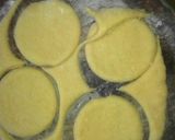 A picture of step 6 of Cake Maandazi.