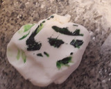 Foto del paso 4 de la receta: Galletitas navideñas forradas 🎄💕