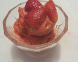 Foto del paso 5 de la receta: Helado dietético de fresas y yogurt