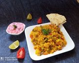 वेज मसाला चावल(VEG MASALA CHAWAL RECIPE IN HINDI) रेसिपी चरण 6 फोटो