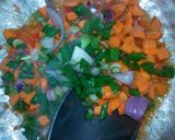 A picture of step 3 of Stir-fry spaghetti.